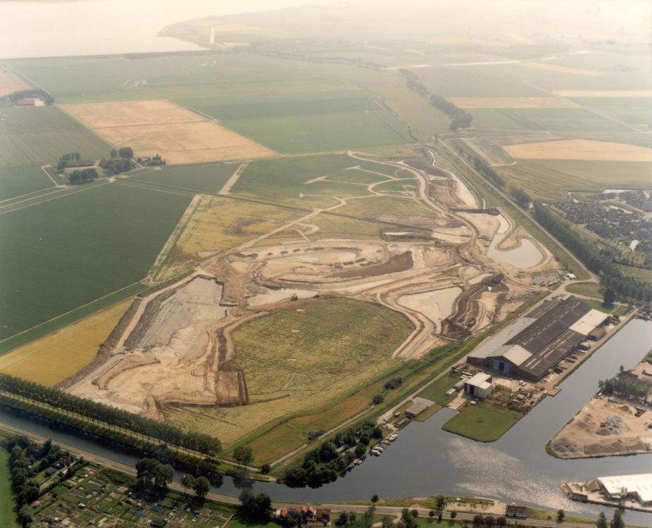 Juni 1992