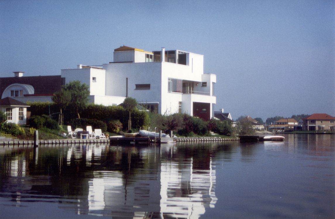 Architectonisch heeft het Goese Meer genoeg te bieden